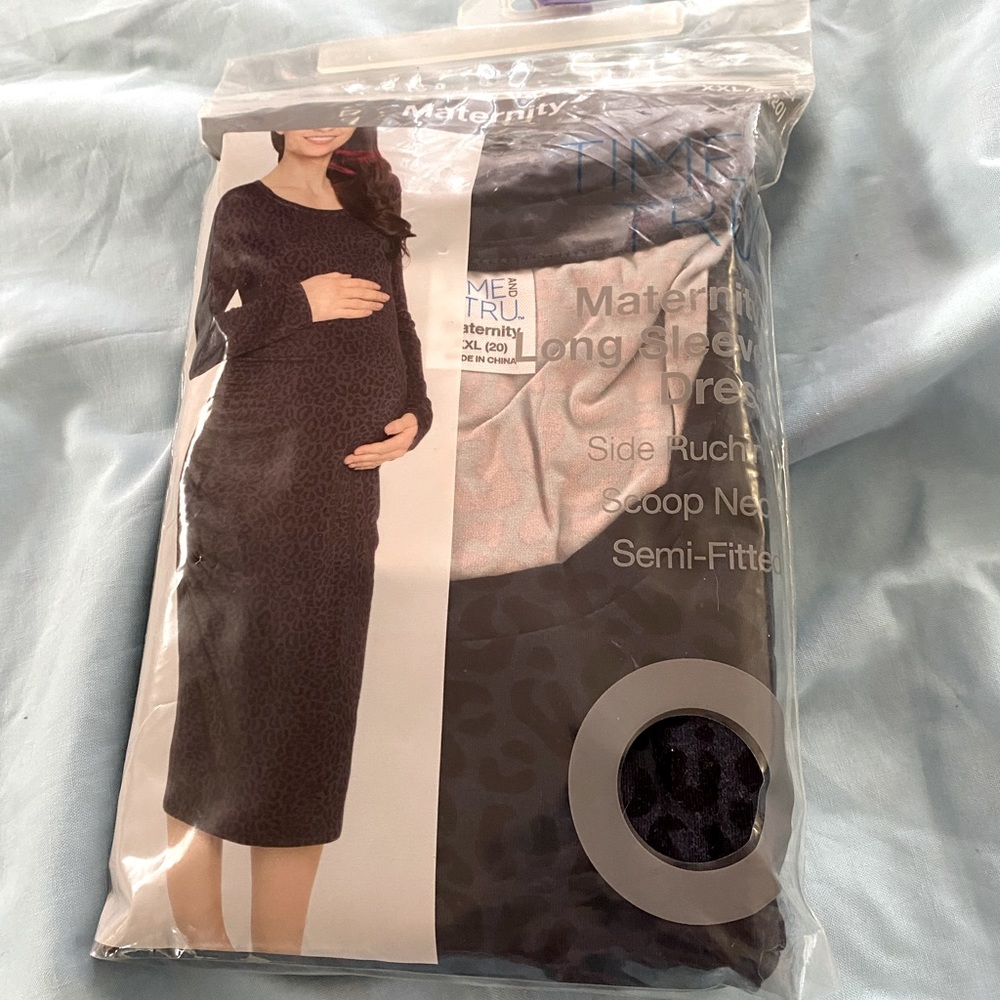 Time and Tru plus size maternity long sleeve dress